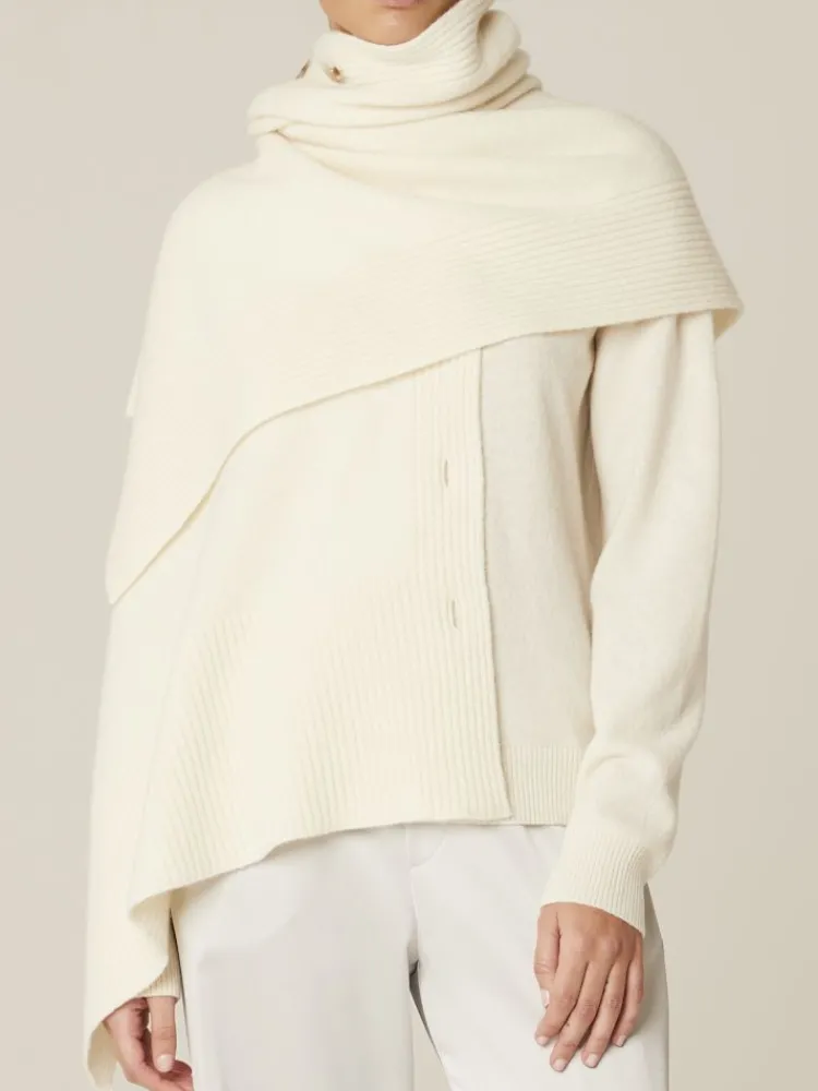 Tücher|Lounge-Wear^Pluto 100% Merinowolle Poncho TEGAN mit Knöpfen von pinkish beige oder wollweiss