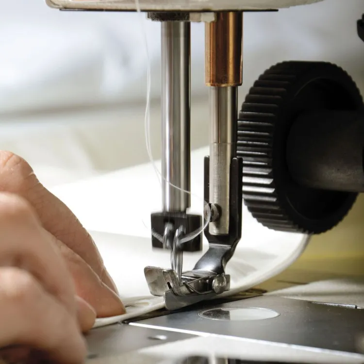 Spannbettlaken & Betttücher^Plauener Seidenweberei 100% Seide Bettlaken HELIOS NATUR Seidenweber Collection naturweiß (creme-weiß)