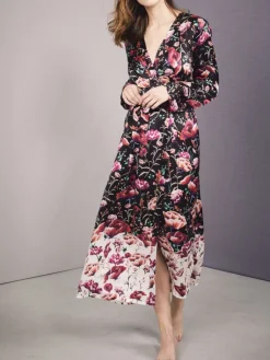 Morgenmantel Lang|Morgenmantel Mit Seide^Eva B. Bitzer 100% Seide Morgenmantel ROSES von schwarz mit rotem Druck