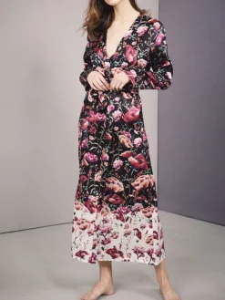 Morgenmantel Lang|Morgenmantel Mit Seide^Eva B. Bitzer 100% Seide Morgenmantel ROSES von schwarz mit rotem Druck