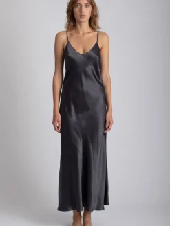 Lange Unterkleider|Seidenneglige^Vivis 100% Seide Nachtkleid lang DORINE uni von