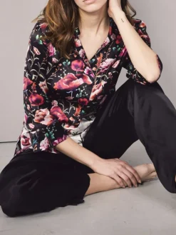 Lounge-Wear|Seidenpyjama^Eva B. Bitzer 100% Seide Pyjama ROSES von schwarz mit rotem Druck