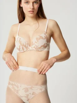 Alle Slips^Maison Lejaby Ausbrenner Slip VENUS von Maisonlejaby puder oder schwarz