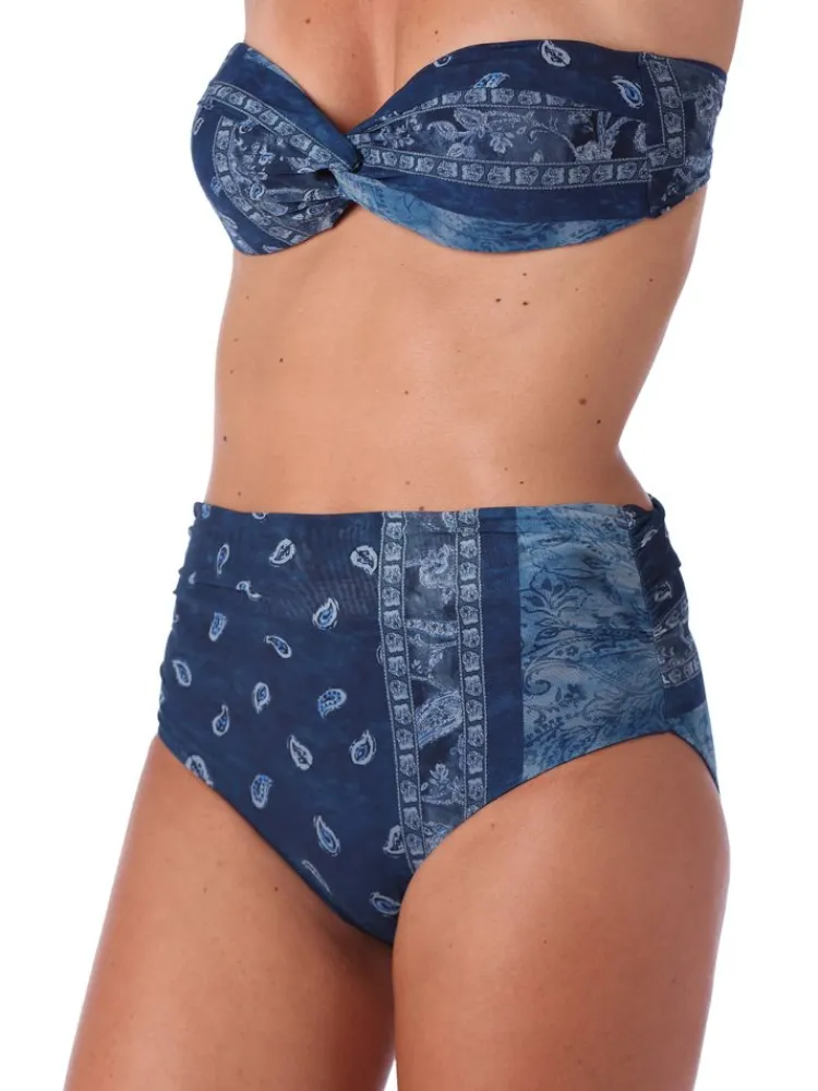 Badeanzug & Bikini^Ritratti Bandeau-Bikini IBIZA in blau von Mare blau mit floralen Mustern