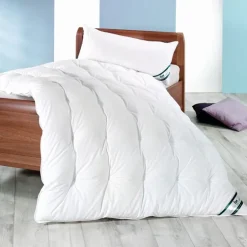 Winterdecken^f.a.n. Frankenstolz f.a.n. extra kuschelige FIRST CLASS Duo-Winterdecke mit Daunenfeeling weiß