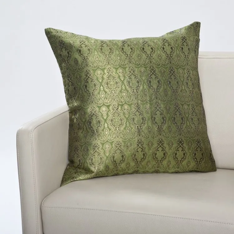 Sofakissen^Seidenwolke Kissenhülle MADRAS Paisleymuster Seidenbrokat schwarz grün oder rubin-rot - jeweils mit goldenem Metallfaden verwoben