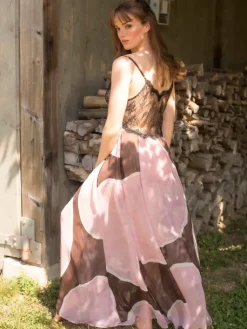 Strandkleider & Sommerkleider|Kleider^Marjolaine Langes Seidennachthemd MISHA mit Spitze von rosa brauner Print mit Spitze
