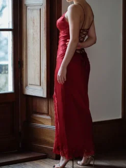 Alle Negligés|Seidenneglige^Marjolaine Langes Stretchseidennachthemd VELVET mit Spitze von in rot oder rosa/schwarz