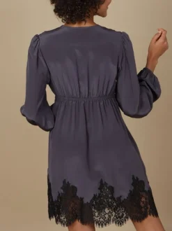 Kleider|Bluse & Tunika^Marjolaine LAST PIECE Crepe-Seide Blusenkleid INDISCRETE dunkelgrau von Größe DE34 graphit-dunkelgrau mit schwarzer Spitze