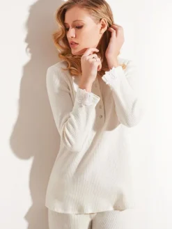 Lounge-Wear^Chiara Fiorini LAST PIECE Freizeitanzug KUSCHEL COTTON zwei-teilig von Größe 40 cremeweiss creme-weiß