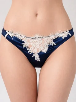 Alle Strings|Alle Unterteile^Exilia Luxus String DEBBY von dunkelblau-creme mit Seide nachtblau oder gold-creme