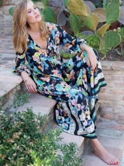 Strandkleider & Sommerkleider|Kaftan, Tunika & Pareo^Chiara Fiorini Maxi Sommerkleid lang PAPILLON No. 1 von Schmetterlinge Muster auf rotem oder schwarzem Grund