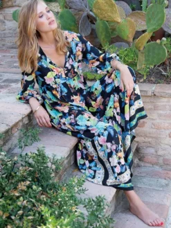 Strandkleider & Sommerkleider|Kaftan, Tunika & Pareo^Chiara Fiorini Maxi Sommerkleid lang PAPILLON No. 1 von Schmetterlinge Muster auf rotem oder schwarzem Grund