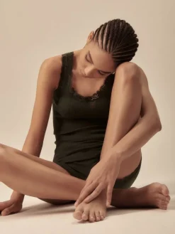 Wolle-Seide Tops|Tops Mit Spitze^Oscalito Merinowolle-Seide Unterhemd gerippt mit Spitze Basic von