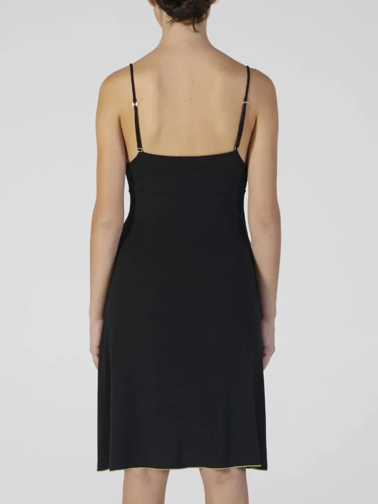 Edle Nachthemden^Verdiani Modal Nachthemd kurz schwarz-kiwigrün von schwarz mit grünen Ziernähten