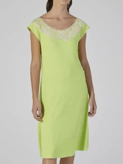 Edle Nachthemden^Verdiani Modal Nachtkleid mit Spitze knielang KIWI grün von kiwi grün mit creme farbener Spitze