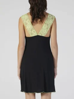 Edle Nachthemden|Alle Negligés^Verdiani Modal Neglige mit Spitze kurz schwarz-apfelgrün von schwarz mit grüner Spitze