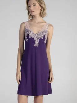 Edle Nachthemden|Alle Negligés^Verdiani Modal Neglige VIOLET in lila von lila mit rosa Spitze