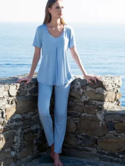Feine Pyjamas^Chiara Fiorini Modal Pyjama SUMMER CIELO No. 1 himmelblau  von zart blau mit Seidensatin