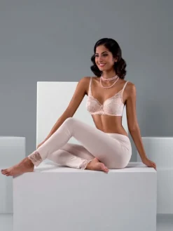 Lounge-Wear^Cotton Club Pyjama Hose PRATA aus Viskosemix von puder rosé