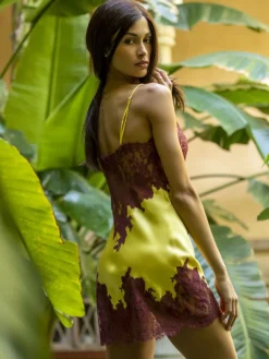 Seidenneglige|Seidennachthemd^Marjolaine Seide Combinette PEARL No. 2 gelb oder rosa von rosa oder gelb mit Spitze