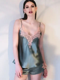 Seidenpyjama^Verdiani Seide Kurzpyjama OLIVE mit Spitze von oliv mit rosa Spitze