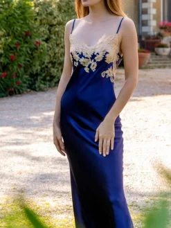 Seidenneglige|Seidennachthemd^Marjolaine Seide Nachthemd lang MARJOLIE No. 4 mit Spitze rosenquarz rosé oder blau mit Spitze