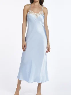Seidenneglige|Seidennachthemd^Vivis Seide Nachthemd PEARL mit Spitze von babyblau