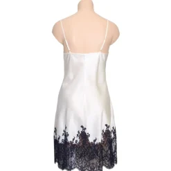 Alle Negligés|Seidenneglige^Marjolaine Seide Negligé CAPRICE mittellang mit Spitze