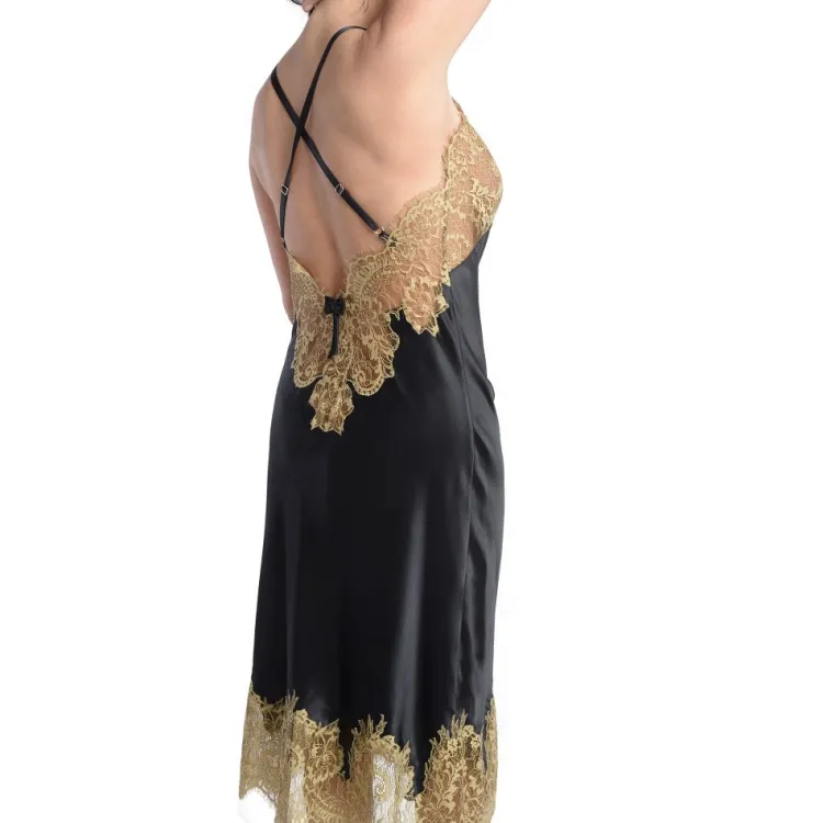 Alle Negligés|Seidenneglige^Gattina Seide Negligé lang SERENATA mit Spitze schwarz gold von mauve oder schwarz mit goldener Spitze