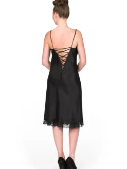 Alle Negligés|Seidenneglige^Gattina Seide Negligé SAKHALI von mit Spitze rot oder schwarz mit schwarzer Spitze