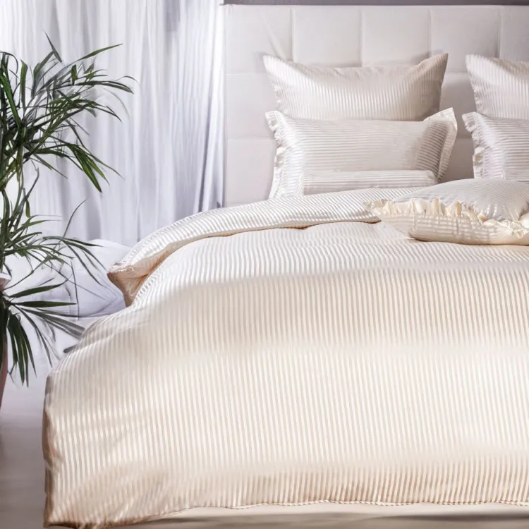 Seidenbettwäsche^Plauener Seidenweberei Seidenbettwäsche SOHO NATUR Seidenweber Collection natur (creme-weiß)