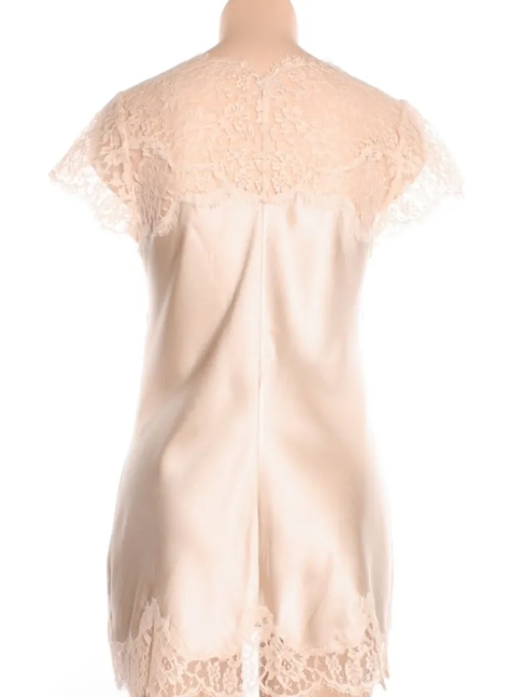 Alle Negligés|Seidenneglige^Marjolaine Seidennegligé ETINCELLE No. 3 sandfarben mit Spitze sand oder schwarz mit Spitze