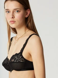 Alle Bhs^Maison Lejaby Spitze Softcup-BH GABY bügellos von