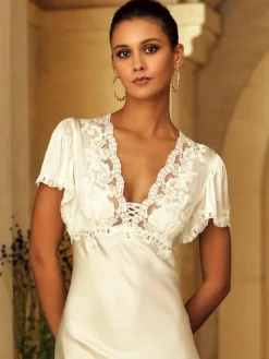 Seidenneglige|Seidennachthemd^Marjolaine Stretchseide Nachtkleid lang REINE No. 3 mit Spitze von naturweiss oder petrolgrün mit schwarz