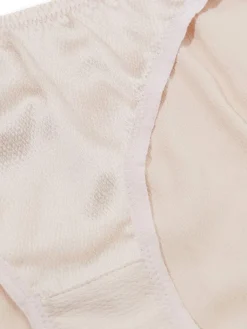 Alle Slips|Alle Unterteile^Cadolle Stretchseide Slip MIMI SMOCK uni von rosa oder schwarz