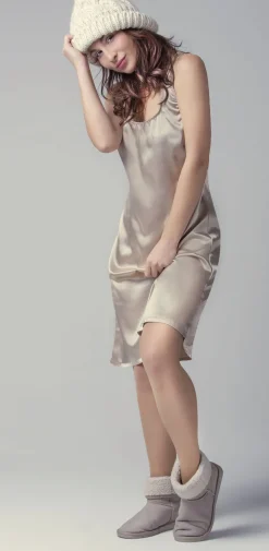 Seiden Basics|Seidennachthemd^Gattina Stretchseide Trägernachthemd PROFUMO D'ORO gold oder schwarz von