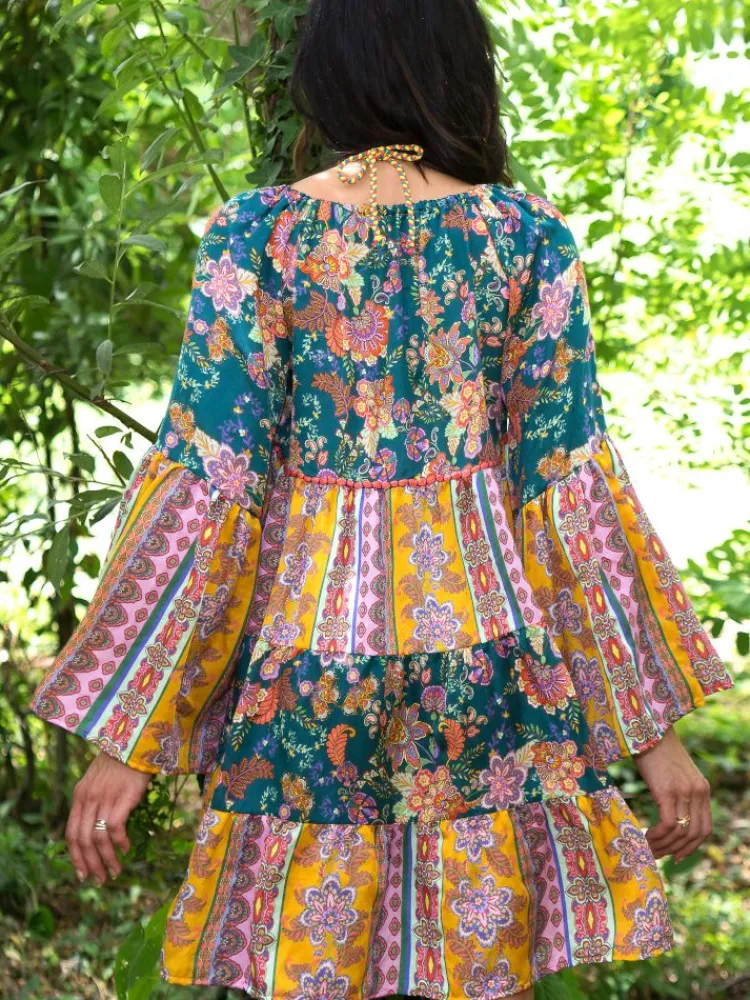 Strandkleider & Sommerkleider|Kaftan, Tunika & Pareo^Laetitia Beachwear Tunikakleid mit Seide CATERINA grün-bunt von grün-bunt mit Häkel Applikationen