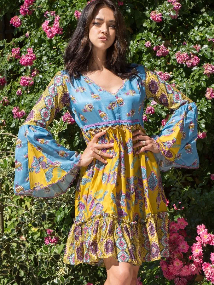 Strandkleider & Sommerkleider|Kaftan, Tunika & Pareo^Laetitia Beachwear Tunikakleid mit Seide PAOLA blau-gelb von blau-gelb mit Häkel Applikationen