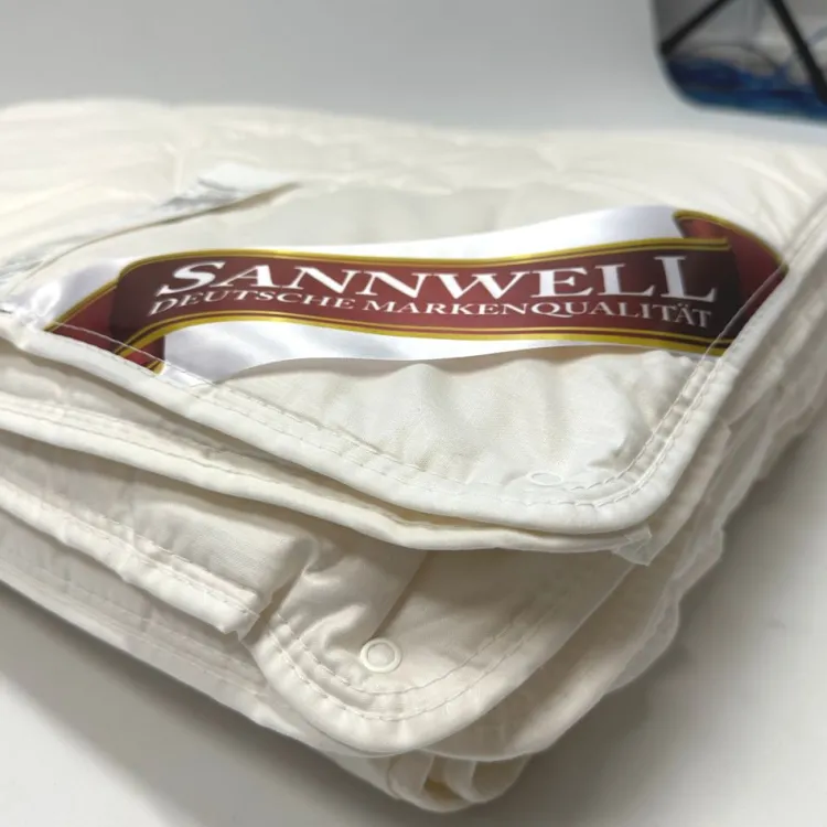 Naturhaardecken^Sannwell Vierjahreszeiten-Bettdecke mit Schafwolle von beige