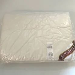 Naturhaardecken^Sannwell Vierjahreszeiten-Bettdecke mit Schafwolle von beige