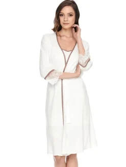 Exquisite Morgenmäntel|Morgenmantel Kurz^Gattina Viscose Morgenmantel HEDDA weich mit Spitze von creme-weiß oder bordeaux-rot